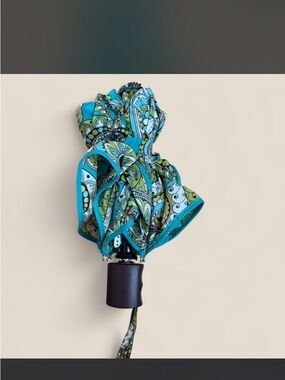 Vera Bradley Teal Green Blue Paisley Compact Umbrella